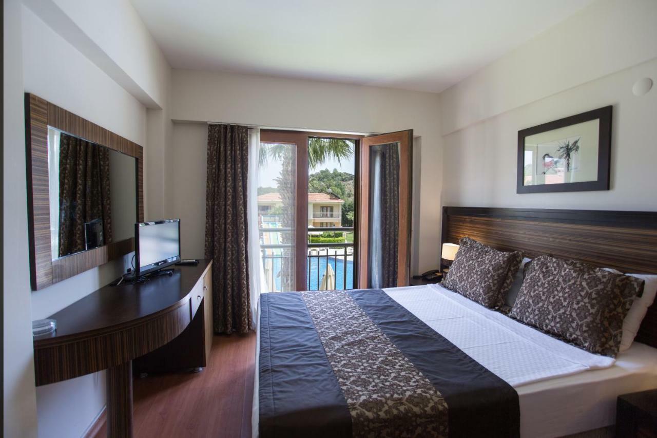 The One Club Hotel Sarigerme Exterior photo